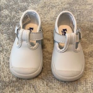 Keds white leather T strap shoe size 2